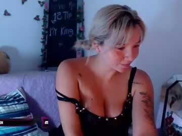 petite sex cam girl melodypetitex shows free porn on webcam. 18 y.o. speaks español