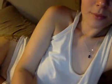 ariadna89 horny girl 28 years old shows free porn on webcam