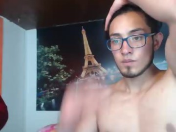 spanish sex cam couple bradandmiahot shows free porn on webcam. 20 y.o. speaks español e inles
