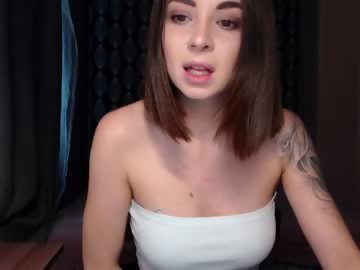 anmary11 is cute girl 21 years old shows free porn on webcam