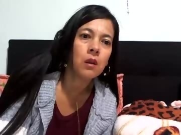 30-39 sex cam girl cecihotbaby shows free porn on webcam. 37 y.o. speaks español