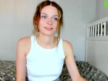 scarlett_711 is shy girl 19 years old shows free porn on webcam