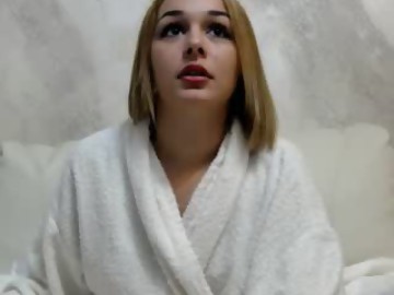 18-19 sex cam girl sweetsexangel shows free porn on webcam. 19 y.o. speaks english