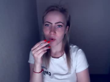 fingering sex cam girl molly_royse shows free porn on webcam. 26 y.o. speaks english