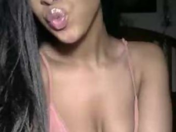 evajonez is ebony cam girl 22 years old shows free porn