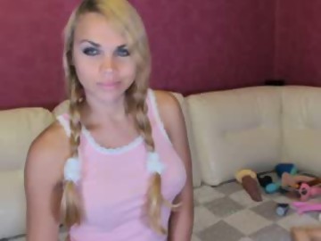 candylisa is candy girl 23 years old shows free porn on webcam
