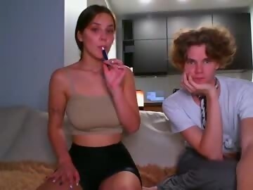 fetish sex cam couple di_n_alex shows free porn on webcam. 20 y.o. speaks english, french