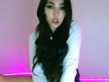 fetish sex cam girl eevie_moon shows free porn on webcam. 20 y.o. speaks english