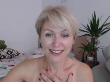 jasmin18v mature cam girl shows free porn