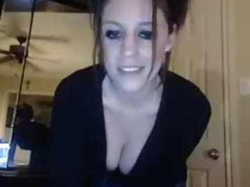 couple sex cam couple alannarack shows free porn on webcam. 33 y.o. speaks english
