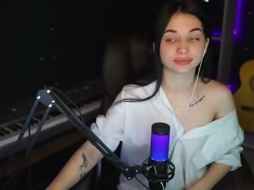 18-19 sex cam girl sweetoqcheeks shows free porn on webcam. 19 y.o. speaks english