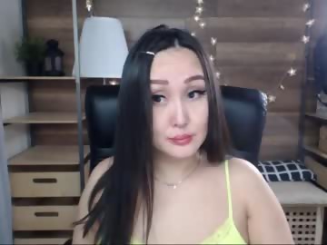 julianna_jamii is asian cam girl 29 years old shows free porn