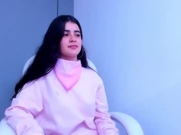 dasha_rodriguez is latin cam girl 23 years old shows free porn