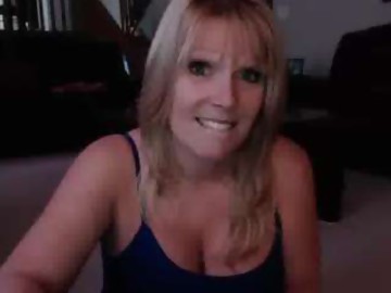 daniluvs2 is bitchy girl 54 years old shows free porn on webcam