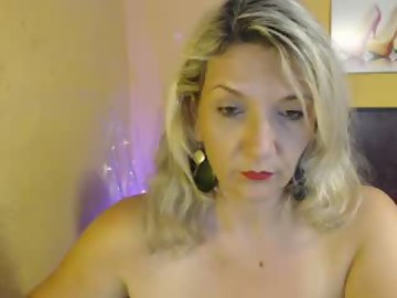 sandybigboobs is big tits girl 44 years old shows free porn on webcam