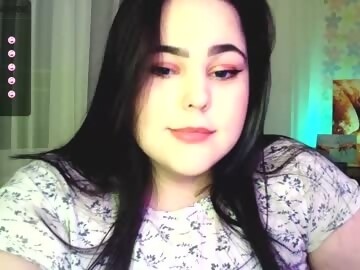 bbw sex cam girl hott_evaa shows free porn on webcam. 18 y.o. speaks english