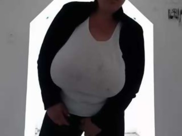 mayabbw50tits is bbw girl 38 years old shows free porn on webcam