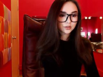hollyextra teen cam girl shows free porn on webcam