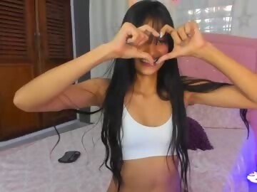 latino sex cam girl meis_queen shows free porn on webcam. 18 y.o. speaks español