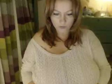 european sex cam girl julialiones shows free porn on webcam. 39 y.o. speaks english