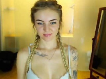 wowkatina young cam girl shows free porn