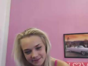 anna18cute is cute girl 19 years old shows free porn on webcam