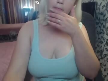 40-99 sex cam girl luckellysik shows free porn on webcam. 45 y.o. speaks english