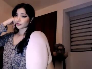 18-19 sex cam girl deni_bloom shows free porn on webcam. 19 y.o. speaks español/ingles