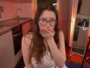 german sex cam girl kali_nostra shows free porn on webcam. 18 y.o. speaks english