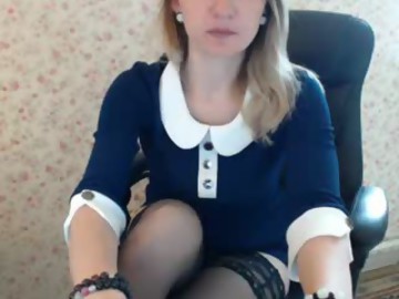 french sex cam girl mallinia shows free porn on webcam. 35 y.o. speaks english  русский french spanish