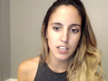 syriahsage young cam girl shows free porn