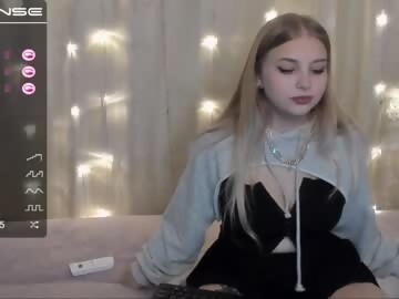 lila_glx is bbw girl 19 years old shows free porn on webcam