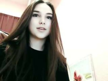 fetish sex cam girl hollyextra shows free porn on webcam. 18 y.o. speaks english