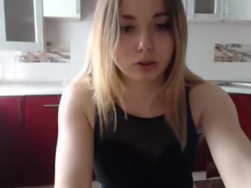 meryfoxxx teen cam girl shows free porn on webcam