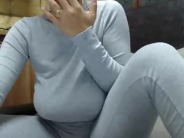 20-29 sex cam girl lexy_sweet shows free porn on webcam. 22 y.o. speaks english