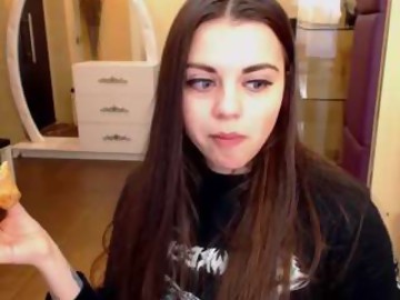 toys sex cam girl alma_pearl shows free porn on webcam. 25 y.o. speaks english