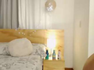 oil sex cam girl abie_owen shows free porn on webcam. 22 y.o. speaks español