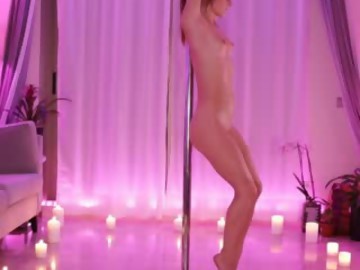 couple sex cam couple hannahjames710 shows free porn on webcam. 21 y.o. speaks english