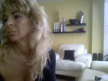english sex cam girl amanda0803 shows free porn on webcam. 51 y.o. speaks english