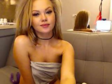 blowjob sex cam girl molly_p shows free porn on webcam. 20 y.o. speaks russian, english a little