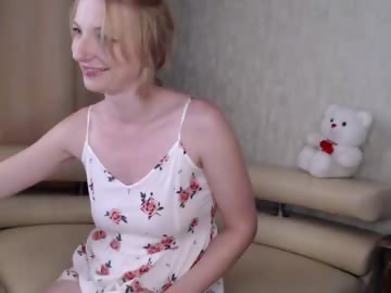 now_elly is latin cam girl 25 years old shows free porn