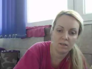 deepthroat sex cam girl wetladyjoy shows free porn on webcam. 39 y.o. speaks english