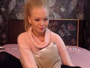 slutty sex cam girl molly_p shows free porn on webcam. 20 y.o. speaks russian, english a little