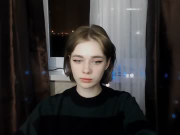 18-19 sex cam girl hail_kiko shows free porn on webcam. 19 y.o. speaks english