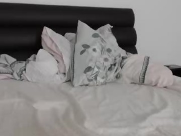 cute sex cam girl charlotte2896 shows free porn on webcam. 20 y.o. speaks english