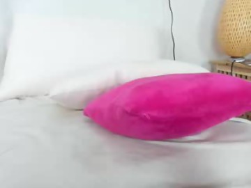 toys sex cam girl kimberhot shows free porn on webcam. 99 y.o. speaks english, french,spanish