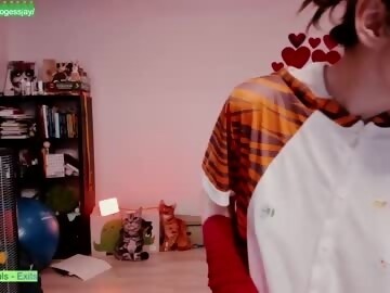 asian sex cam girl frogessjay shows free porn on webcam. 99 y.o. speaks english