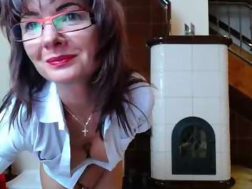 foot sex cam girl kathylovexxx shows free porn on webcam. 99 y.o. speaks english
