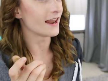 20-29 sex cam girl hannahjames710 shows free porn on webcam. 20 y.o. speaks english