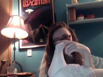 eastern sex cam girl amyrae shows free porn on webcam. 23 y.o. speaks english